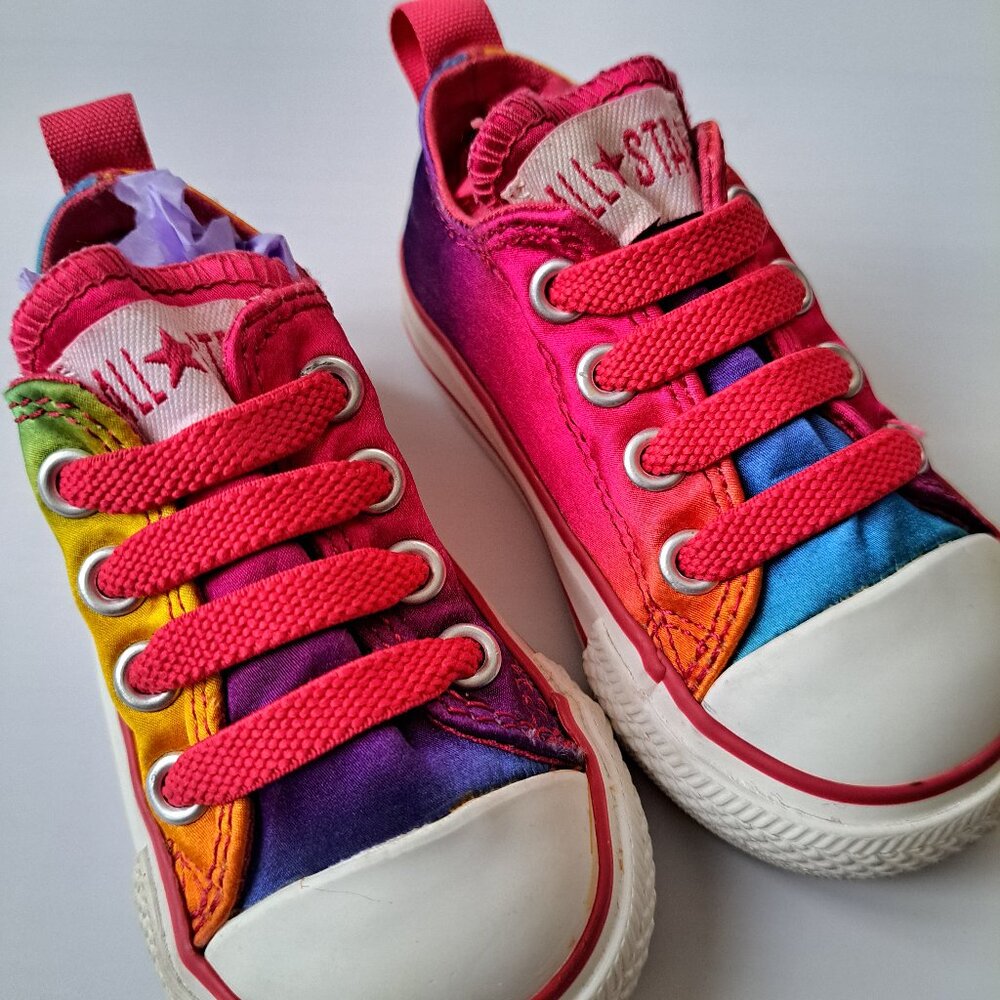 Converse All Star Rainbow Toddler Sneakers Size 4 Colorful Low Tops 🌈